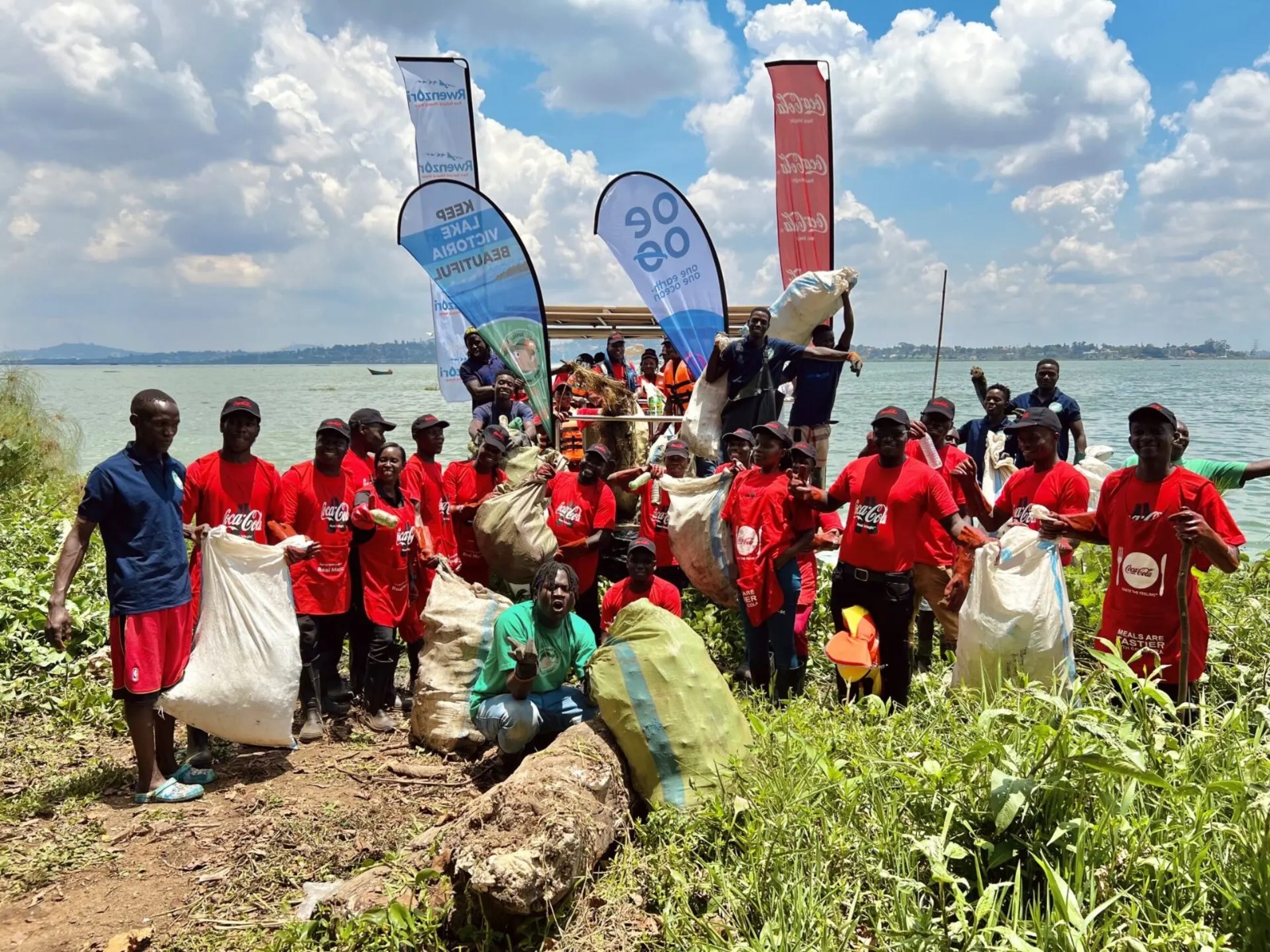 Deshafo Teens joins with MOSA youths for Lake Victoria pier clean-up in Homabay